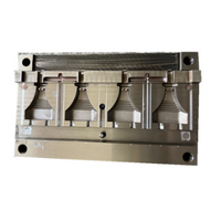 Two-plug mold  for vertical injection molding